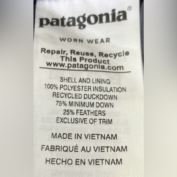 Patagonia Worn Wear Silent Duck Down Parka with Hood in Steel Blue color size XS - Picture 14 of 15